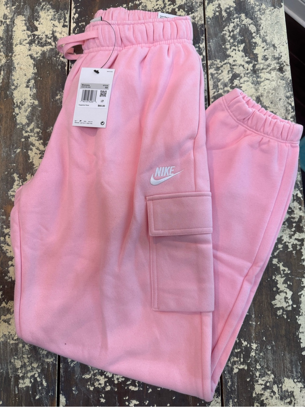 Nike Women’s Light Pink Cargo Sweatpants Joggers XS Oversized Fit